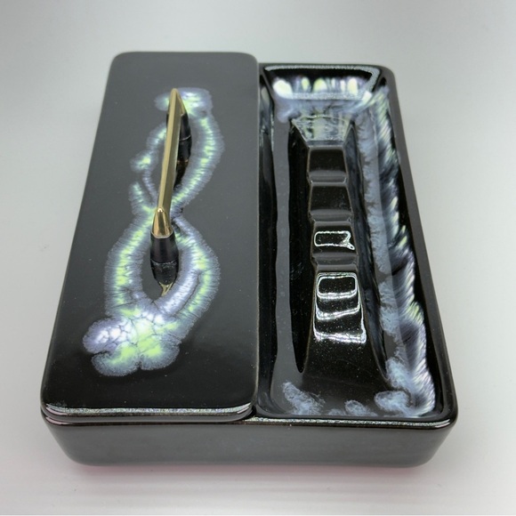 Rare Mid Century Modern Royal Haegar  
Art Deco Lidded Ashtray/Trinket Dish - Picture 2 of 16